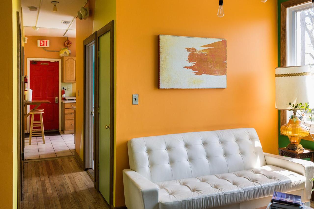 Hostel Détroit Extérieur photo